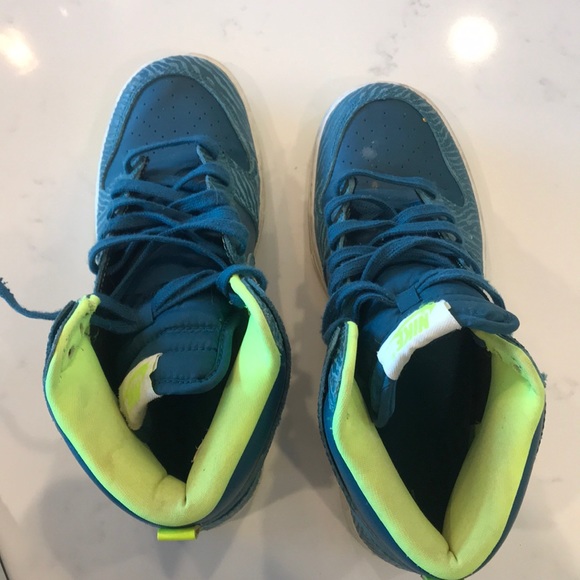 Sold - Picture 4 of 7